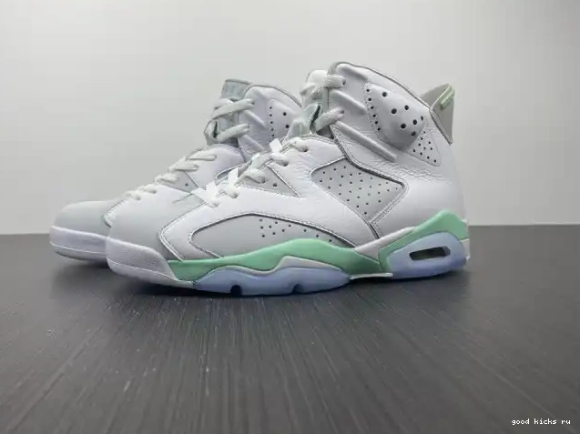 DQ4914-103 WMNS Air Jordan 6 Mint Foam 0513